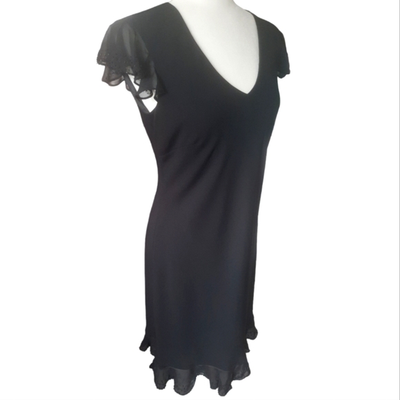 Jones Wear beaded flutter sleeve lined black dress size 6 - Picture 2 of 8